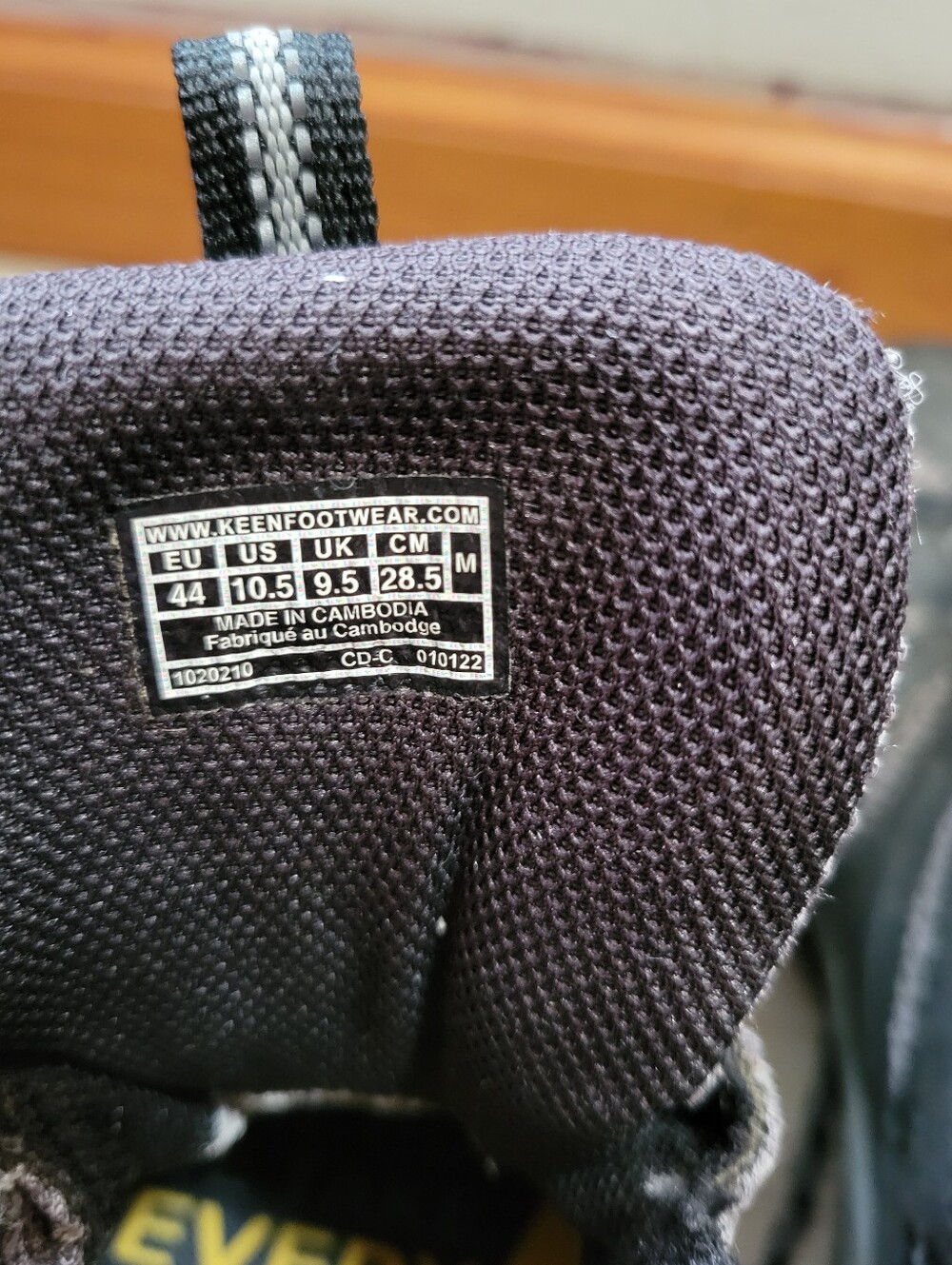 Keen Waterproof Hiking Boots - Picture 6 of 8